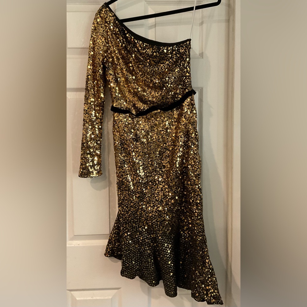 Marchesa Notte Gold Sequin Party dress sz 2